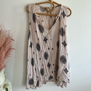 Free People Tunic Tank Size M fits up to XL